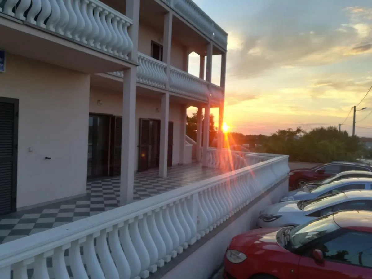 Apartments Bernarda 2 Nin