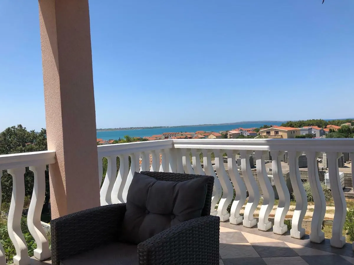 Apartments Bernarda 2 Nin